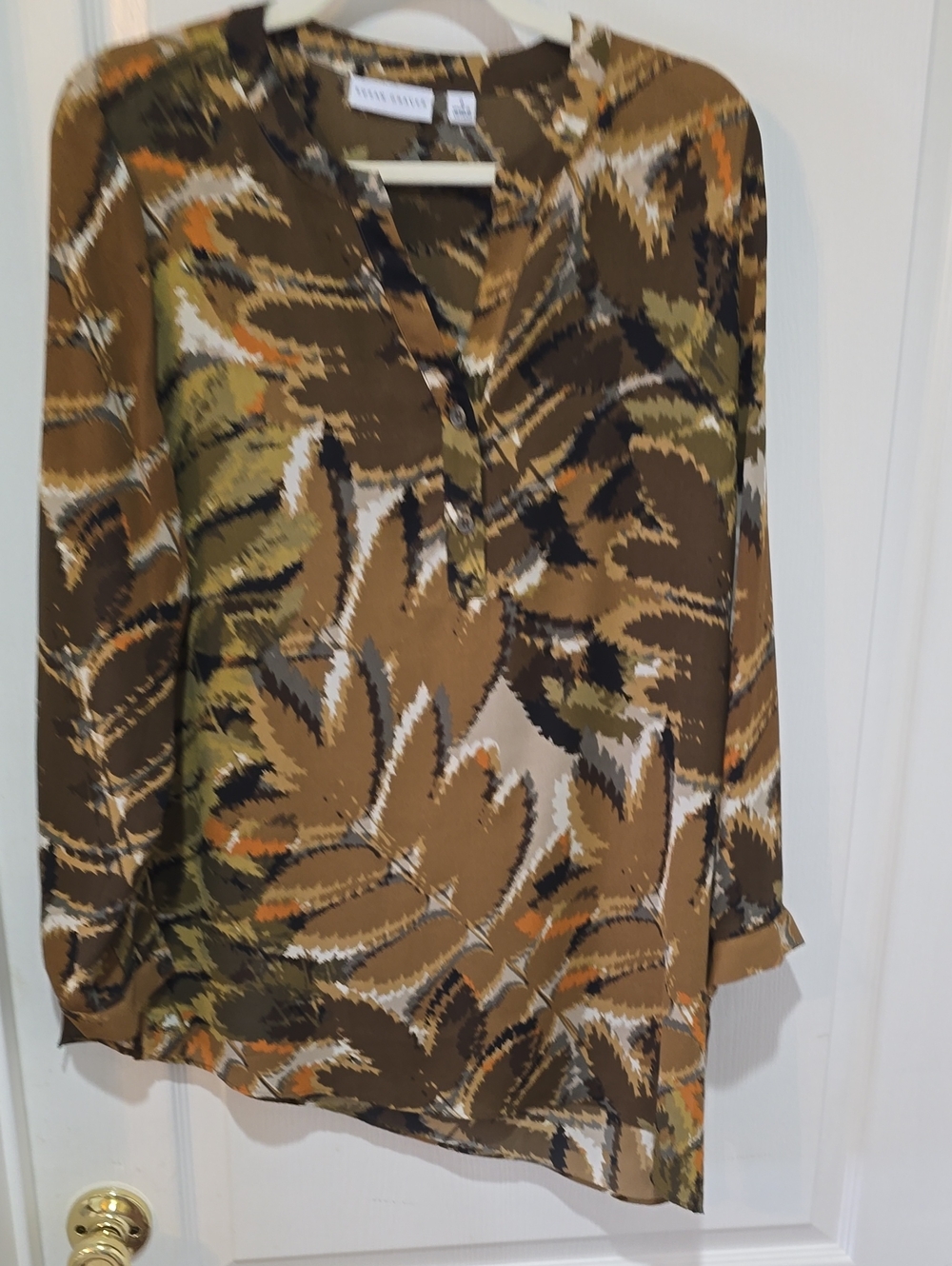 Susan Graver Olive & Brown Abstract Leaf Print Long Sleeve Blouse